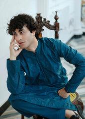 CLASSIC ZINC EMBROIDERY KURTA